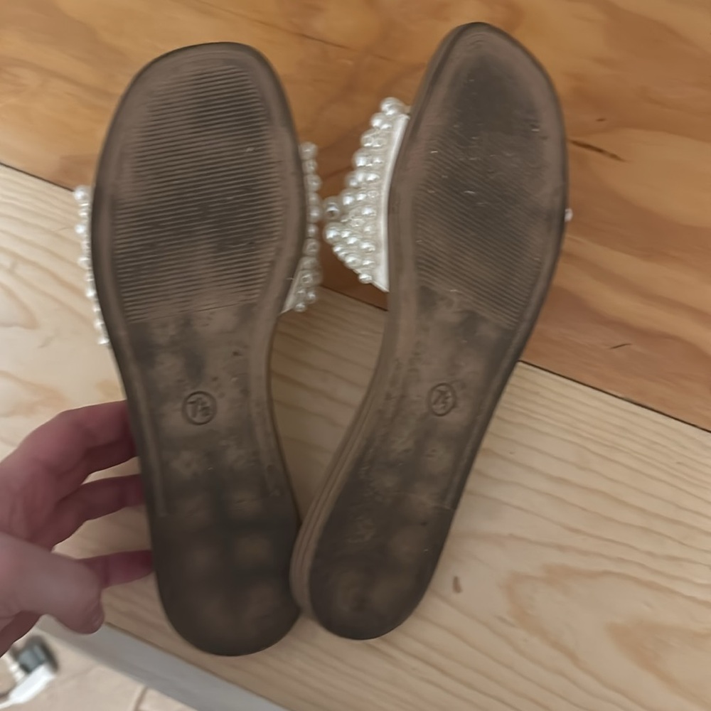 A New Day Pearl Flat Sandals - Picture 3 of 3